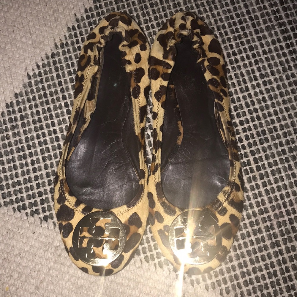 Tory Burch size 10 leopard print good condition